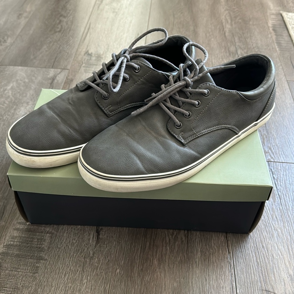 Men's Adam Sneaker Low Top Sneakers - Goodfellow & Co - Gray